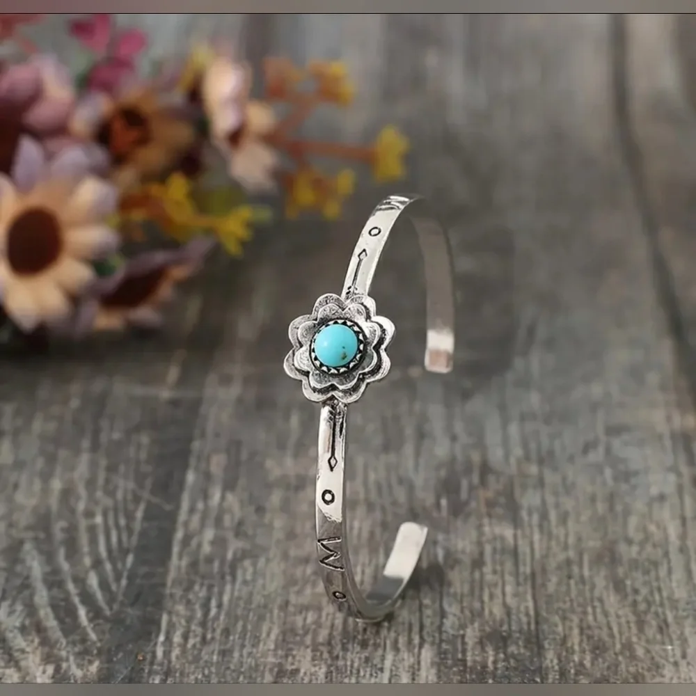 NEW! Silver Floral Bangle with Turquoise Accent NIP